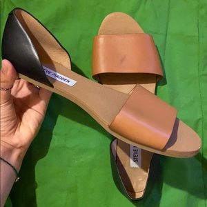 Steven madden open toe flats